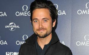 《无耻之徒》男星Justin Chatwin 加盟 《黑色孤儿》新季 《无耻之徒》男星Justin Chatwin 加盟 《黑色孤儿》新季